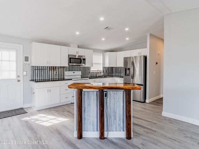 2994 Indian River Drive NE, Palm Bay, FL 32905