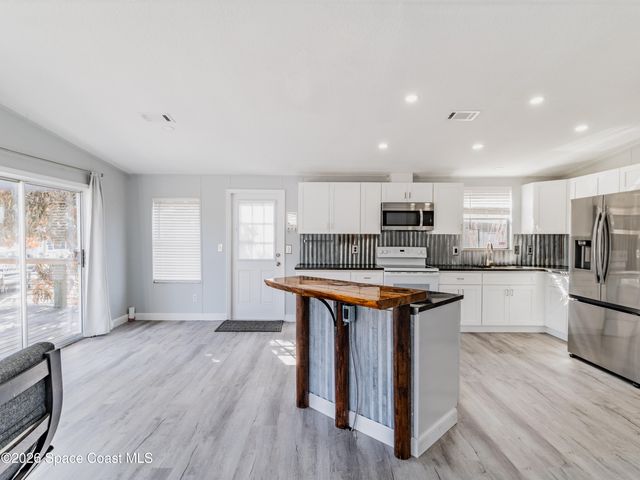 2994 Indian River Drive NE, Palm Bay, FL 32905