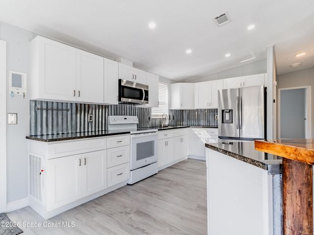 2994 Indian River Drive NE, Palm Bay, FL 32905