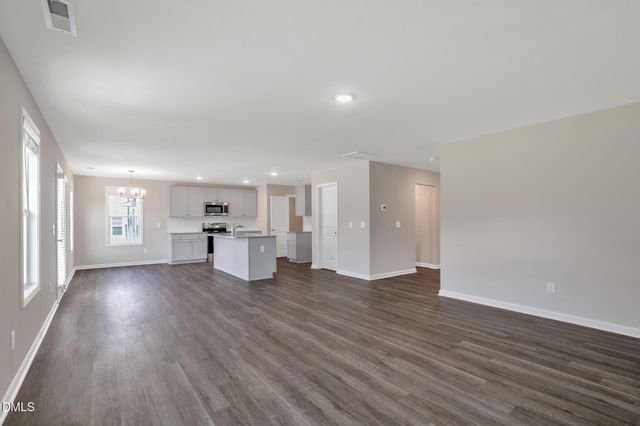 25 W Emily Gardens Drive, Selma, NC 27576