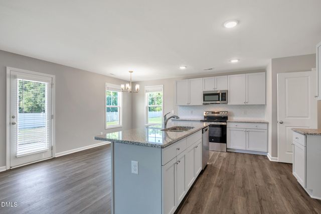 25 W Emily Gardens Drive, Selma, NC 27576