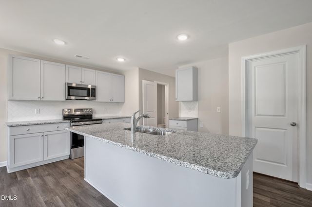 25 W Emily Gardens Drive, Selma, NC 27576