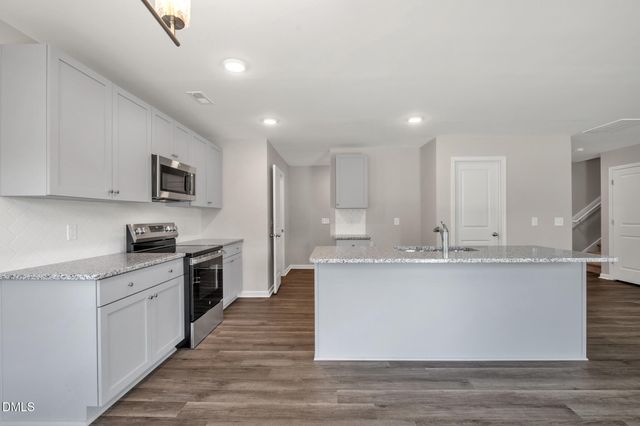 25 W Emily Gardens Drive, Selma, NC 27576