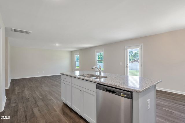 25 W Emily Gardens Drive, Selma, NC 27576