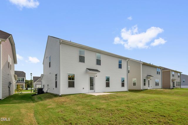 25 W Emily Gardens Drive, Selma, NC 27576