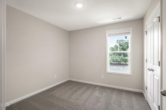 25 W Emily Gardens Drive, Selma, NC 27576