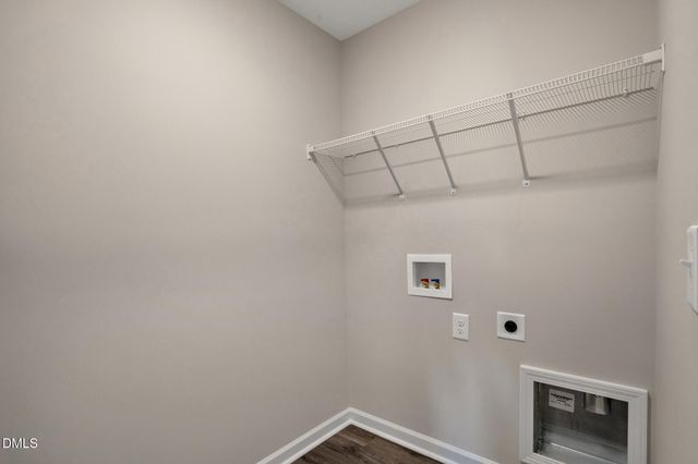 25 W Emily Gardens Drive, Selma, NC 27576