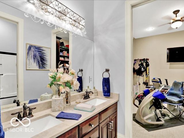 3808 Claybrook Court, Bargersville, IN 46106