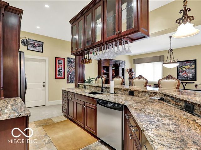 3808 Claybrook Court, Bargersville, IN 46106