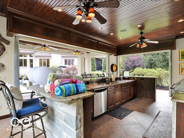 3808 Claybrook Court, Bargersville, IN 46106