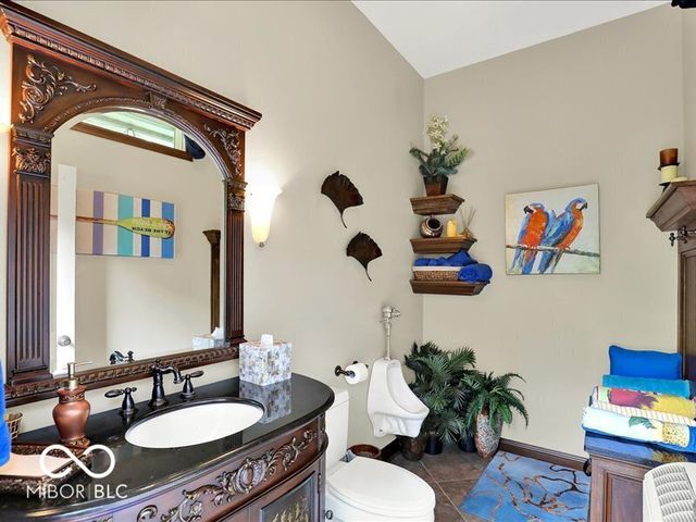 3808 Claybrook Court, Bargersville, IN 46106