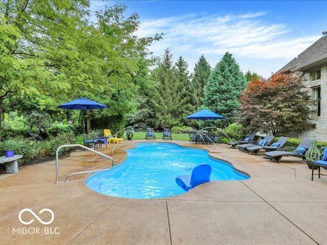 3808 Claybrook Court, Bargersville, IN 46106