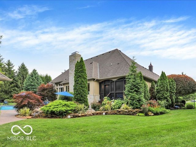 3808 Claybrook Court, Bargersville, IN 46106