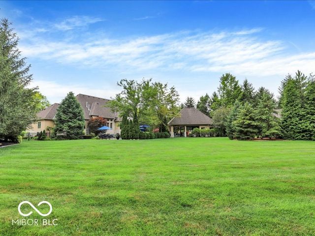 3808 Claybrook Court, Bargersville, IN 46106