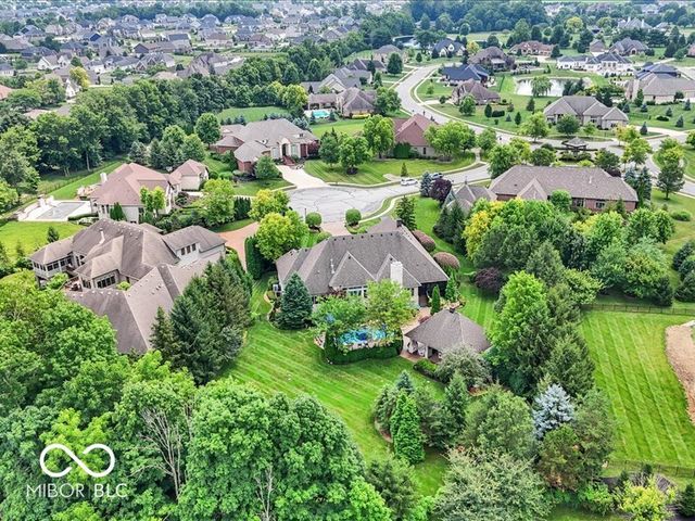 3808 Claybrook Court, Bargersville, IN 46106