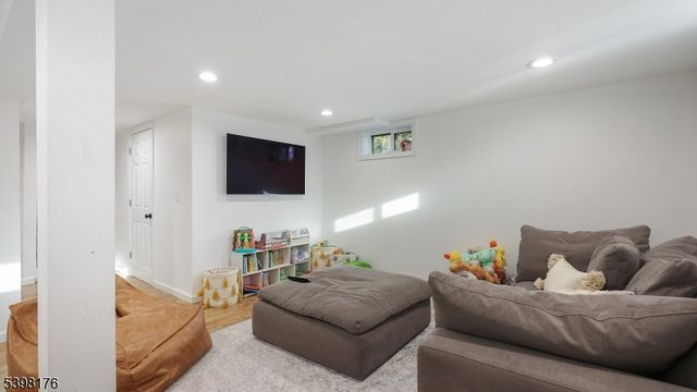 838 Riverside Drive, Hillsborough Twp., NJ 08844