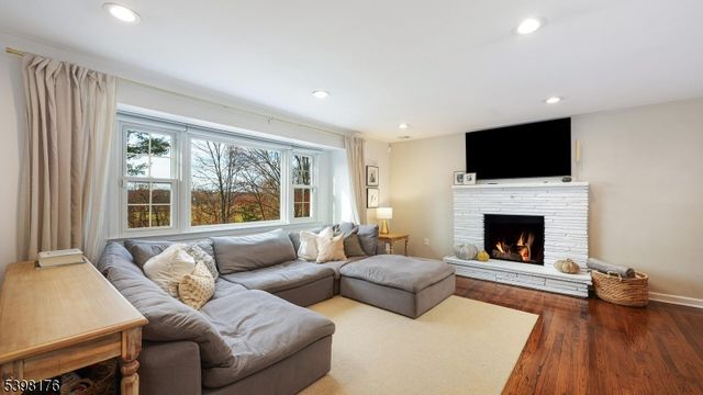 838 Riverside Drive, Hillsborough Twp., NJ 08844