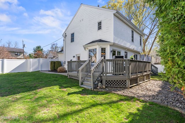 41 Covington Avenue, Colonie, NY 12304