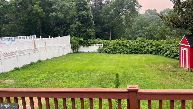 319 E SOUTH AVE, Glenolden, PA 19036