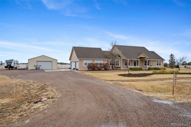 56600 E 41st Avenue, Strasburg, CO 80136