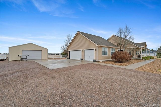 56600 E 41st Avenue, Strasburg, CO 80136