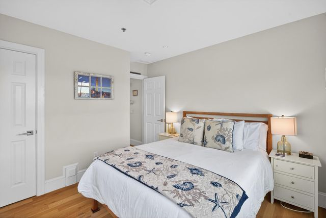 333 Commercial Street Unit 9, Provincetown, MA 02657