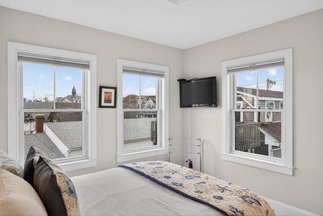 333 Commercial Street Unit 9, Provincetown, MA 02657