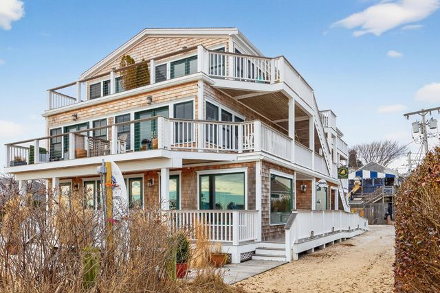 333 Commercial Street Unit 9, Provincetown, MA 02657