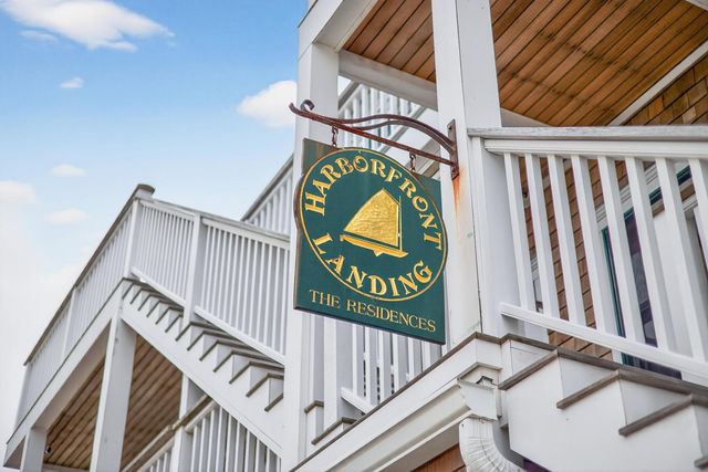 333 Commercial Street Unit 9, Provincetown, MA 02657