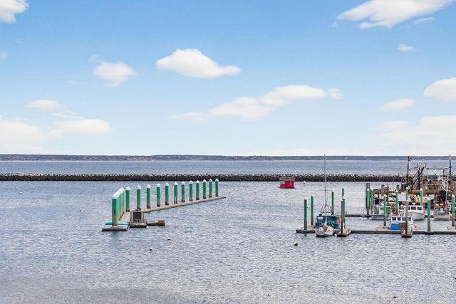 333 Commercial Street Unit 9, Provincetown, MA 02657