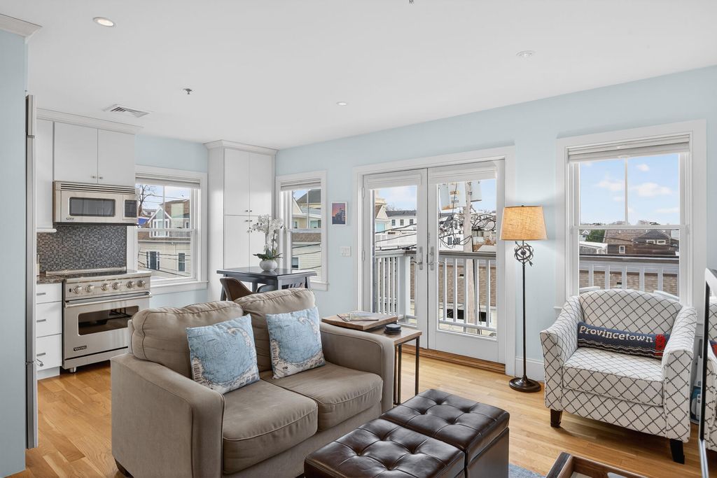 333 Commercial Street Unit 9, Provincetown, MA 02657