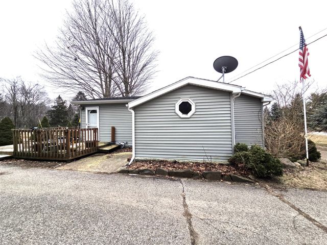 9130 17 Mile Road, Marshall, MI 49068