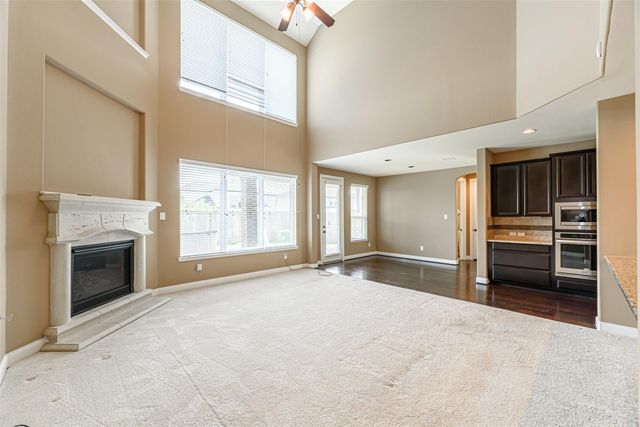 4607 Rockton Hills Lane, Sugar Land, TX 77479