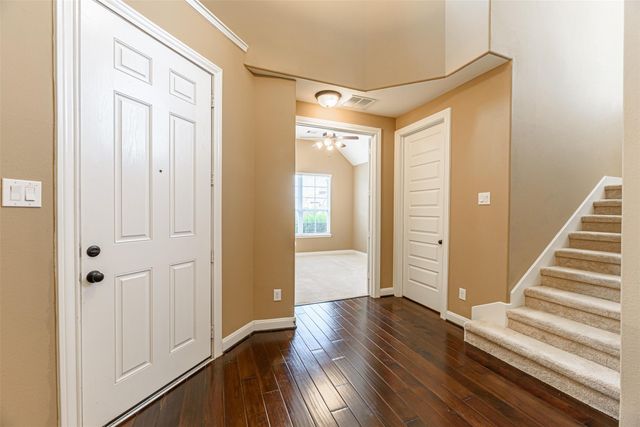 4607 Rockton Hills Lane, Sugar Land, TX 77479