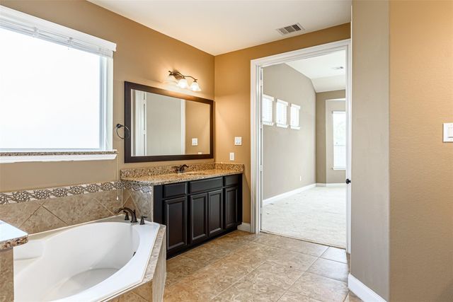 4607 Rockton Hills Lane, Sugar Land, TX 77479