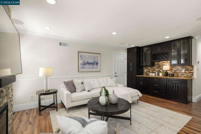 3671 Platt Ct, Pleasanton, CA 94588