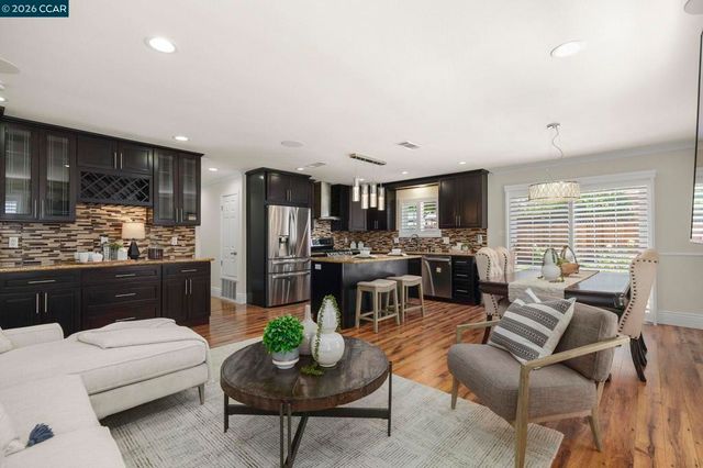 3671 Platt Ct, Pleasanton, CA 94588