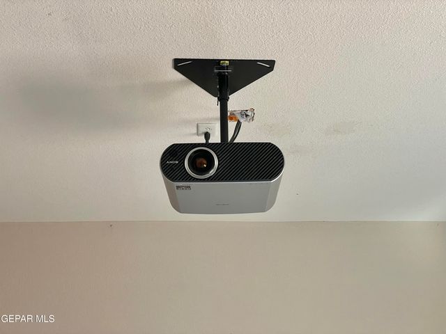 1472 Pioneer Ridge, El Paso, TX 79912