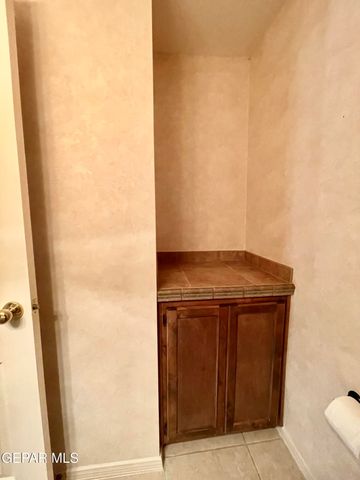 1472 Pioneer Ridge, El Paso, TX 79912