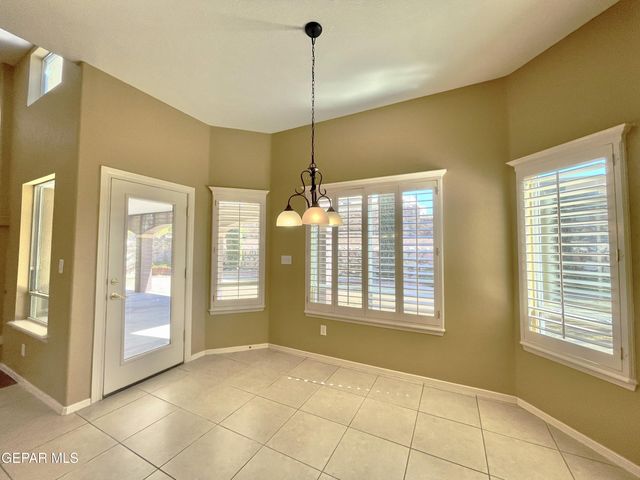 1472 Pioneer Ridge, El Paso, TX 79912