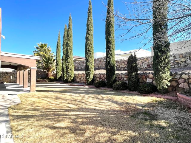 1472 Pioneer Ridge, El Paso, TX 79912