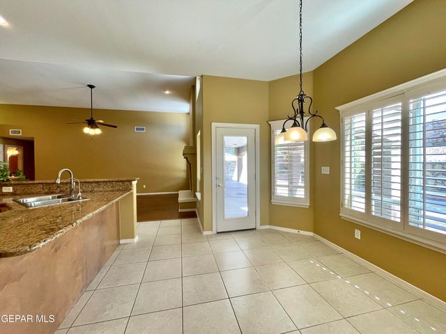 1472 Pioneer Ridge, El Paso, TX 79912