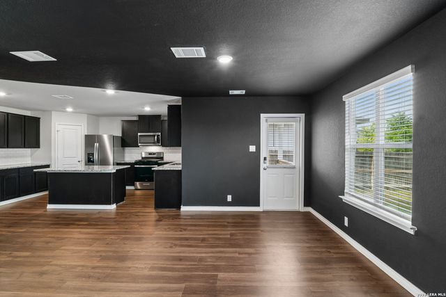 177 Sage Sparrow, San Antonio, TX 78253