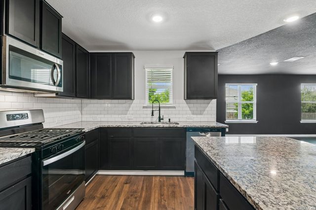 177 Sage Sparrow, San Antonio, TX 78253