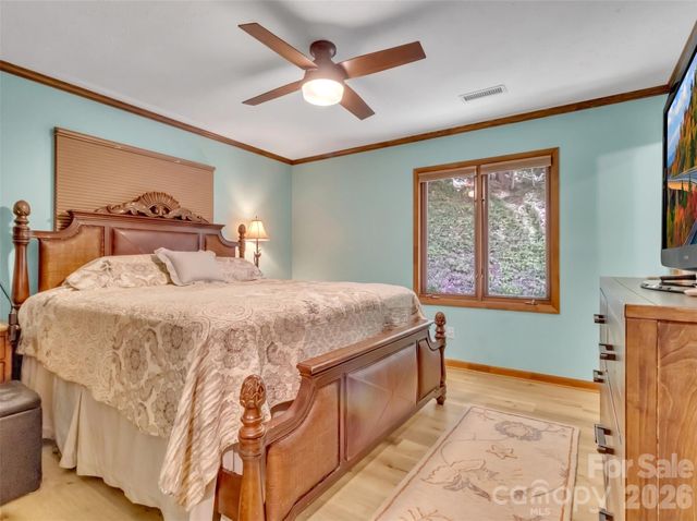 372 Shady Ridge Road, Waynesville, NC 28785