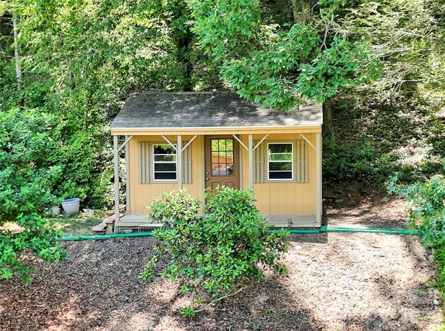 372 Shady Ridge Road, Waynesville, NC 28785