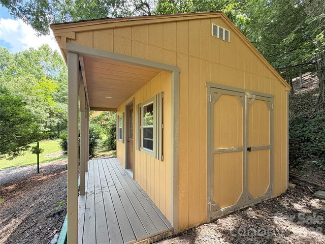 372 Shady Ridge Road, Waynesville, NC 28785