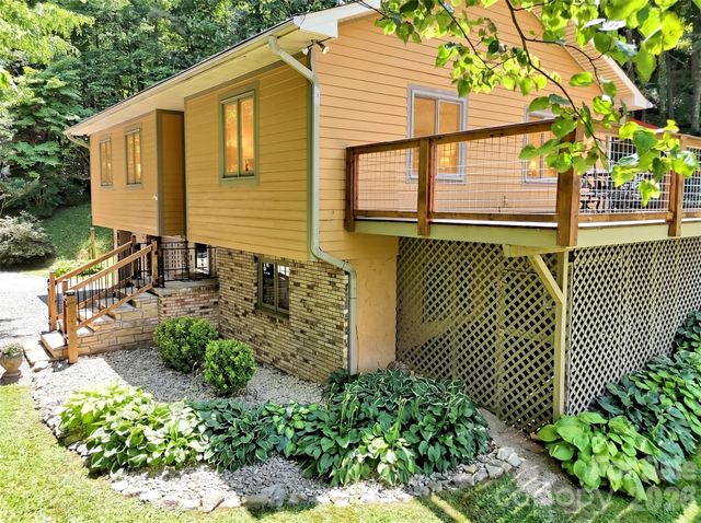 372 Shady Ridge Road, Waynesville, NC 28785