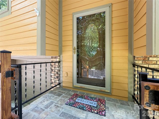 372 Shady Ridge Road, Waynesville, NC 28785