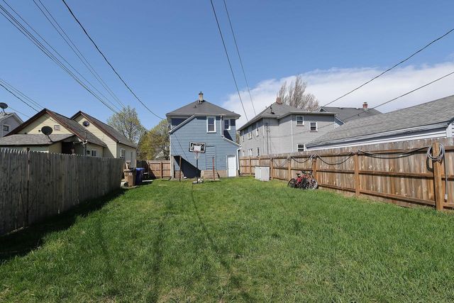 6621 18th AVENUE, Kenosha, WI 53143